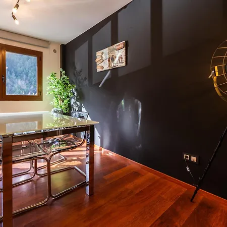 Moderno Pic Negre Con Vistas *