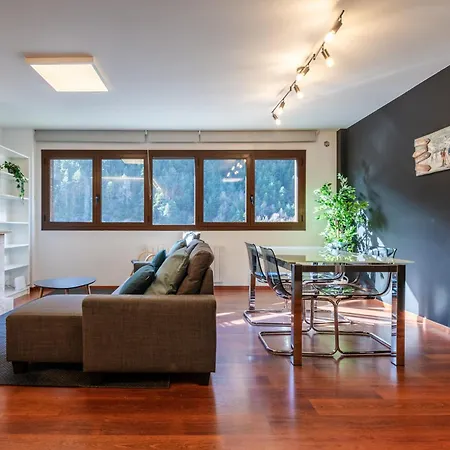 Apartment Moderno Pic Negre Con Vistas